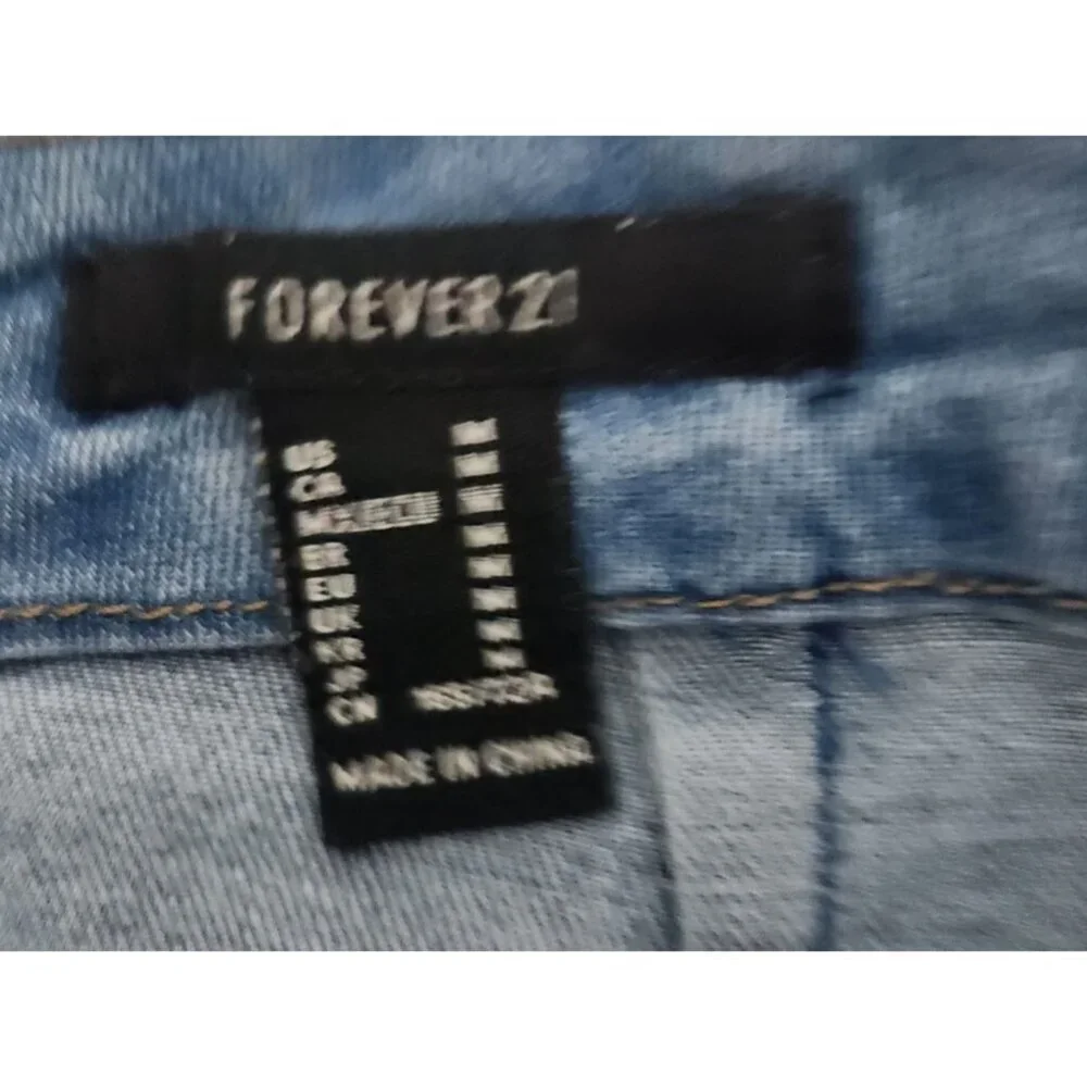 Forever 21 Skirt Womens Blue Denim Mini Medium Frayed Zipper Closure
